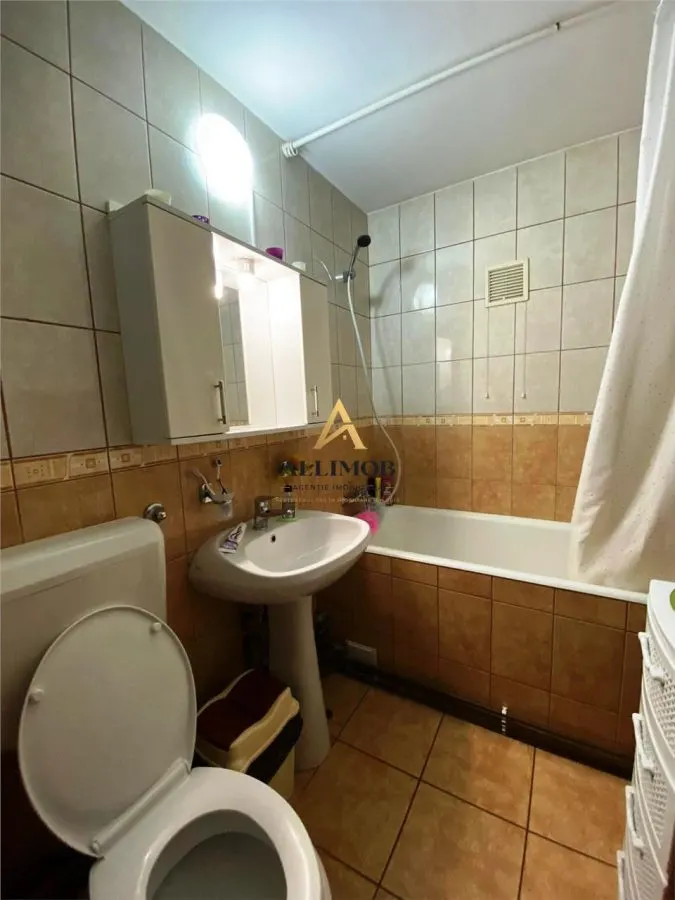 Apartament 2 camere in Ploiesti, zona Parcul Mihai Viteazul - foto 11