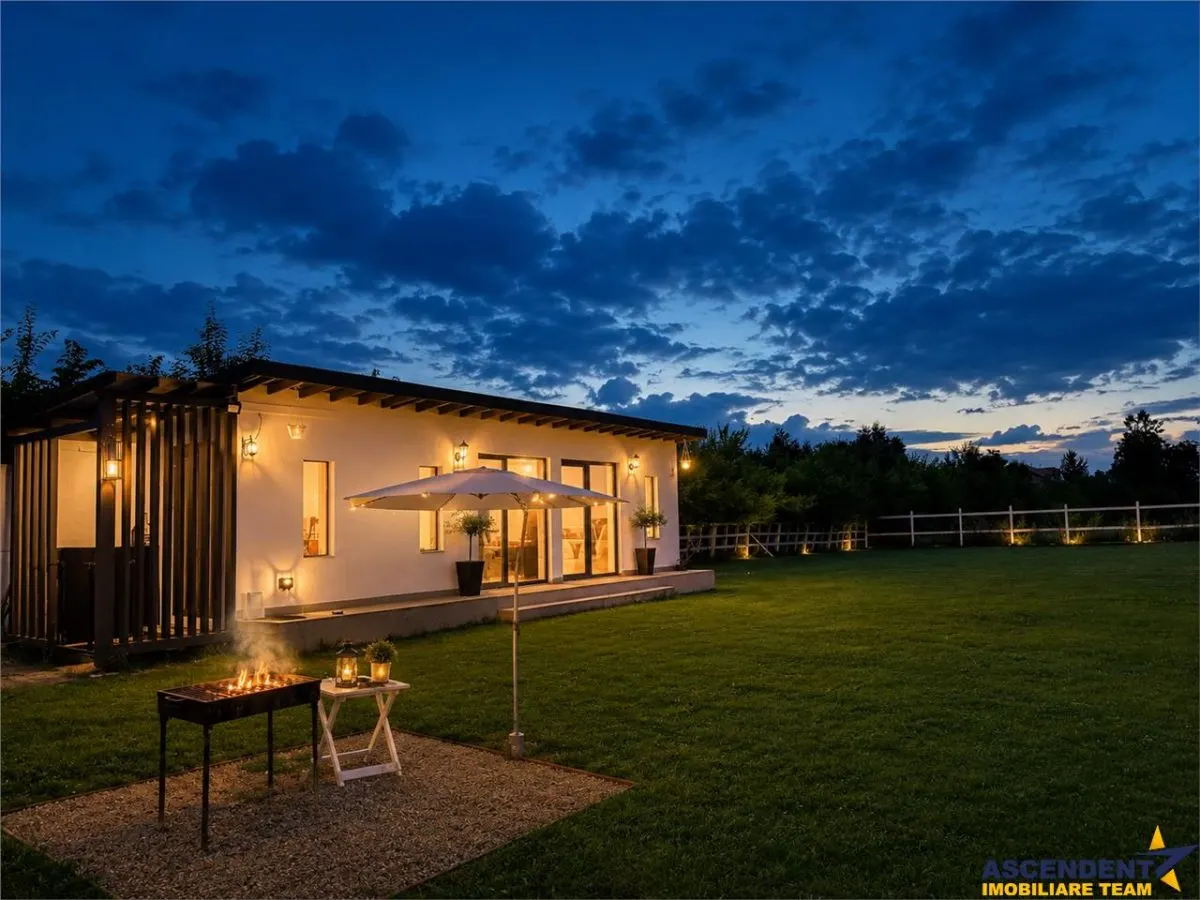 Teren 1.640 mp cu cabana moderna, foisor, gratar, atmosfera de vacanta, Rasnov, Brasov - foto 1