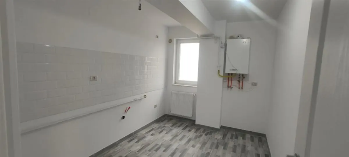 AP 2 CAM BUCIUM INTABULAT LIDL BLOC NOU DECOMANDAT - foto 2