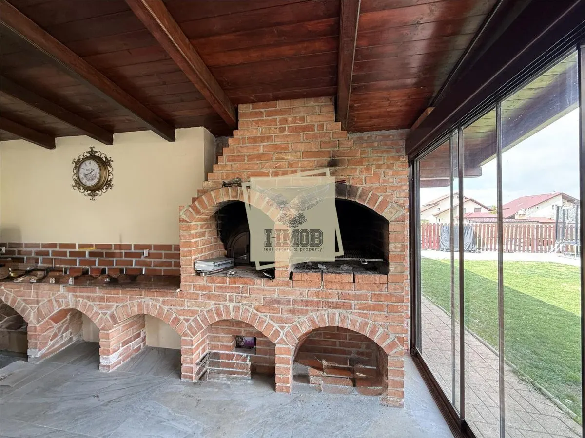 Casa moderna 6 camere 2 bai terasa garaj 654 mp teren Selimbar - foto 12