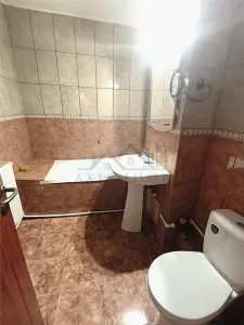 Apartament 3 camere conf 1 decomandat zona Centru - foto 6