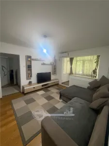 Apartament 2 camere Podu Roș, etaj 1, geam la baie, 49.57mp - foto 5