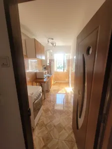 Apartament 1 cameră, etaj 3/8 cu lift, zonă Gară – ideal investiție, mobilat și utilat - foto 4