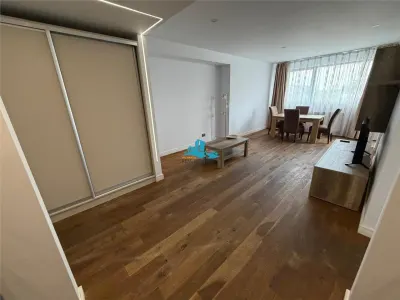 Vanzare apartament 2 camere, Cortina Residence, parcare inclusa - foto 2