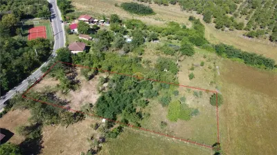 Priveliste de vis! Teren intravilan - 2.496 mÂ² in Ardud-Vii - foto 6