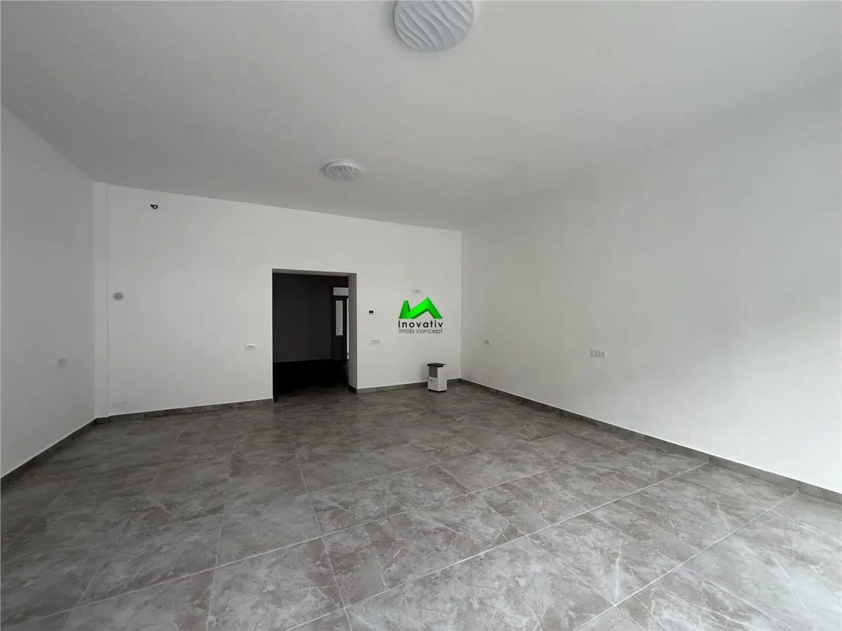 Spatiu comercial de vanzare 89mp Sibiu Ultracentral - foto 1