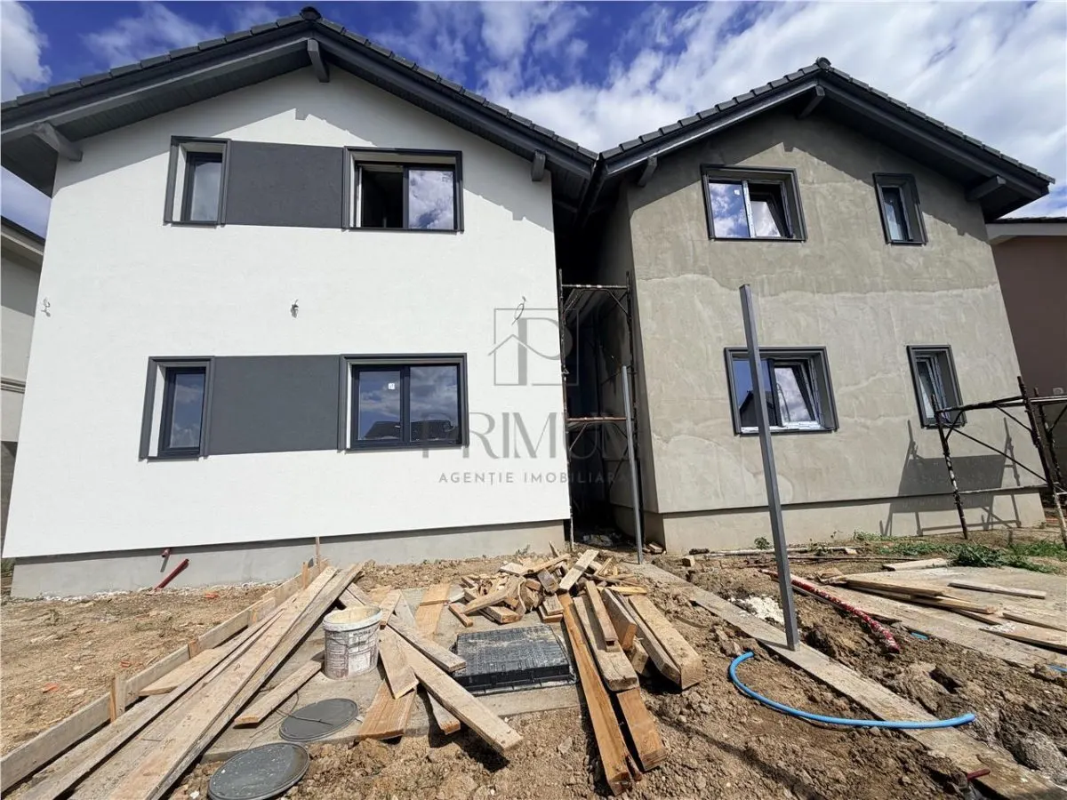 Moșnița Nouă | Duplex la roșu | 115 mp utili | Teren 275 mp | Despărțit prin cameră tehnică - foto 2