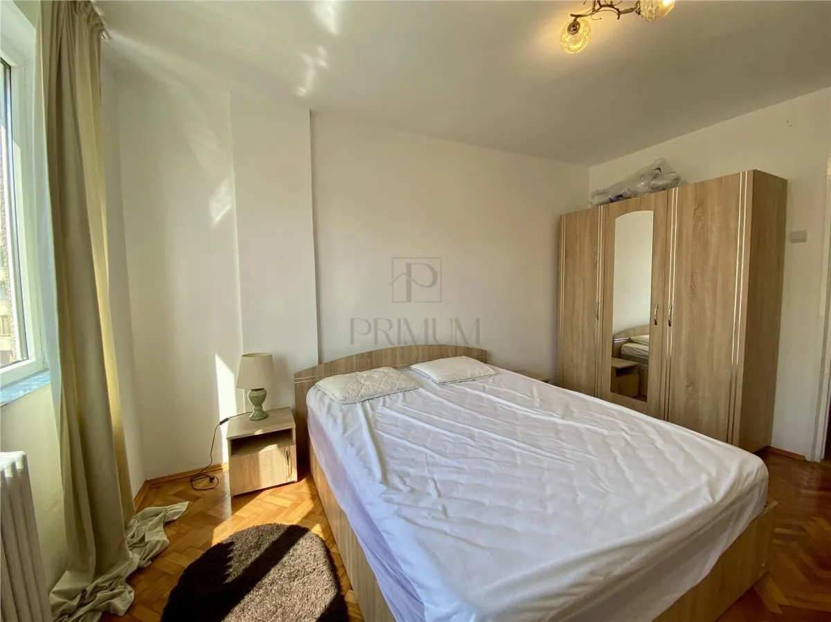 ULTRACENTRAL - 2 CAMERE - LIFT - RENOVAT - foto 3