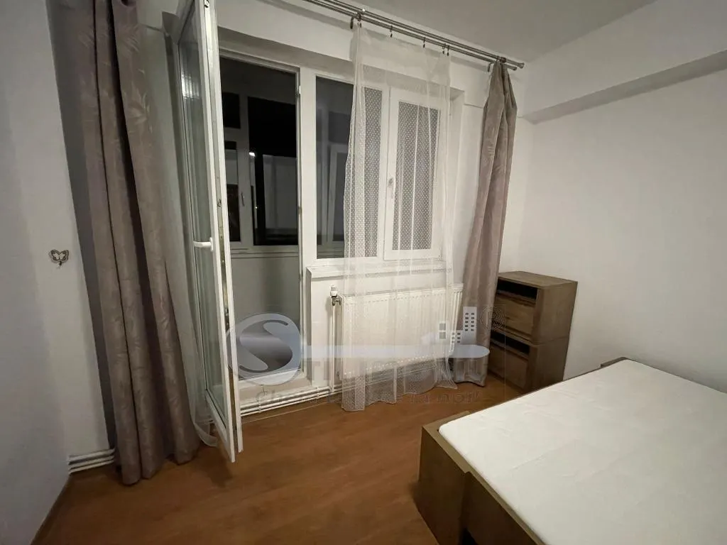 Apartament 4 camere, 91 mp , Tătărași, renovat complet, 2 băi, 2 balcoane - foto 2