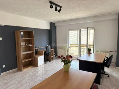 Vanzare apartament Office 2 Camere Etaj 1 Bd. Burebista- Rond Alba Iulia - foto 5