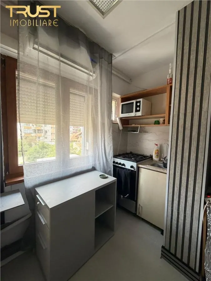 3 camere l 2 bai l Intre Lacuri l Parcare - foto 5