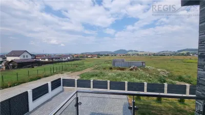 Vila moderna de 4 camere zona Sanpetru - foto 17
