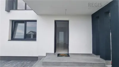Vila moderna de 4 camere zona Sanpetru - foto 19