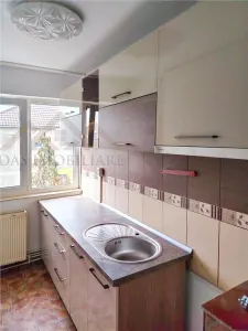 Apartament 2 camere, etaj 4 , str. George Cosbuc - foto 3