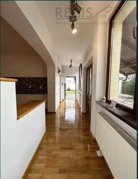 Casa 3 camere individuala,parcare, cu curte si garaj Grivitei - foto 3