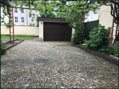 Casa 3 camere individuala,parcare, cu curte si garaj Grivitei - foto 7