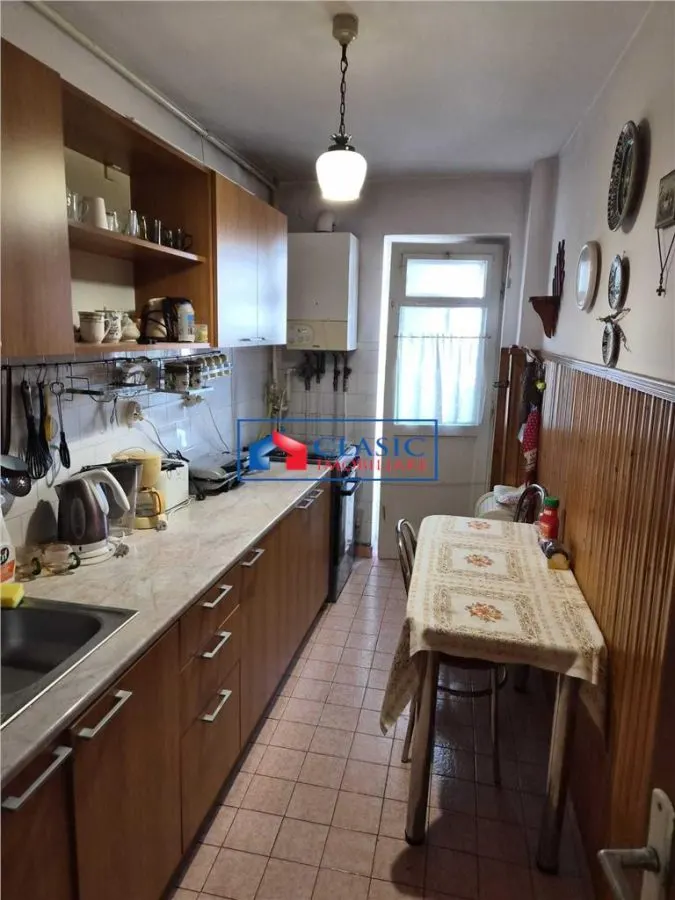 Vanzare apartament 3 camere decomandat in zona Petrom Manastur, Cluj-Napoca - foto 4