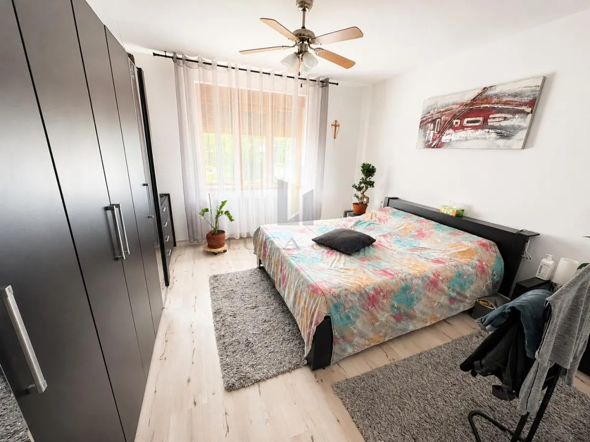 Casa individuala cu teren de 1.480 mp in Dumbravita - foto 5