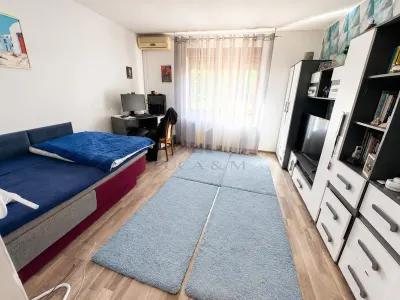 Casa individuala cu teren de 1.480 mp in Dumbravita - foto 6
