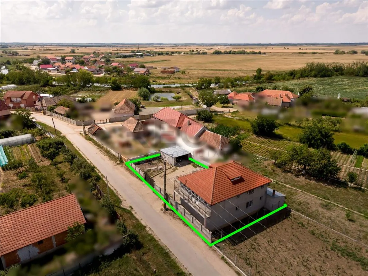 RECO Casa in Girisu de Cris, la 12 km de Oradea - foto 3