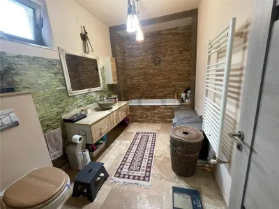 RECO Casa spatioasa si moderna in Osorhei - foto 7