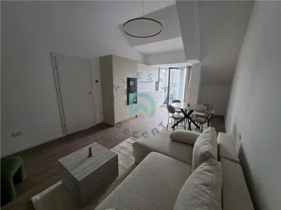 Apartament-penthouse 3 camere Pet Friendly Tractorul, 70 mp - Brasov - foto 2