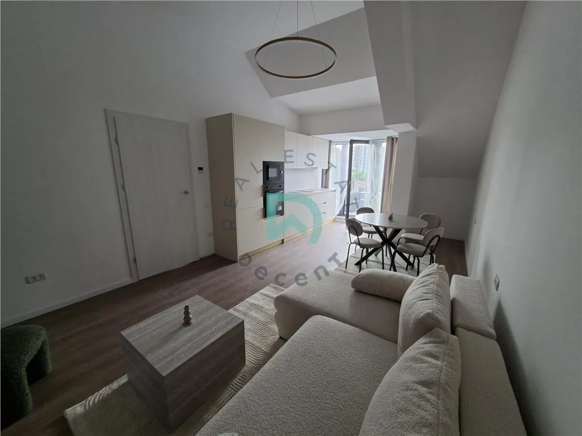 Apartament-penthouse 3 camere Pet Friendly Tractorul, 70 mp - Brasov - foto 2