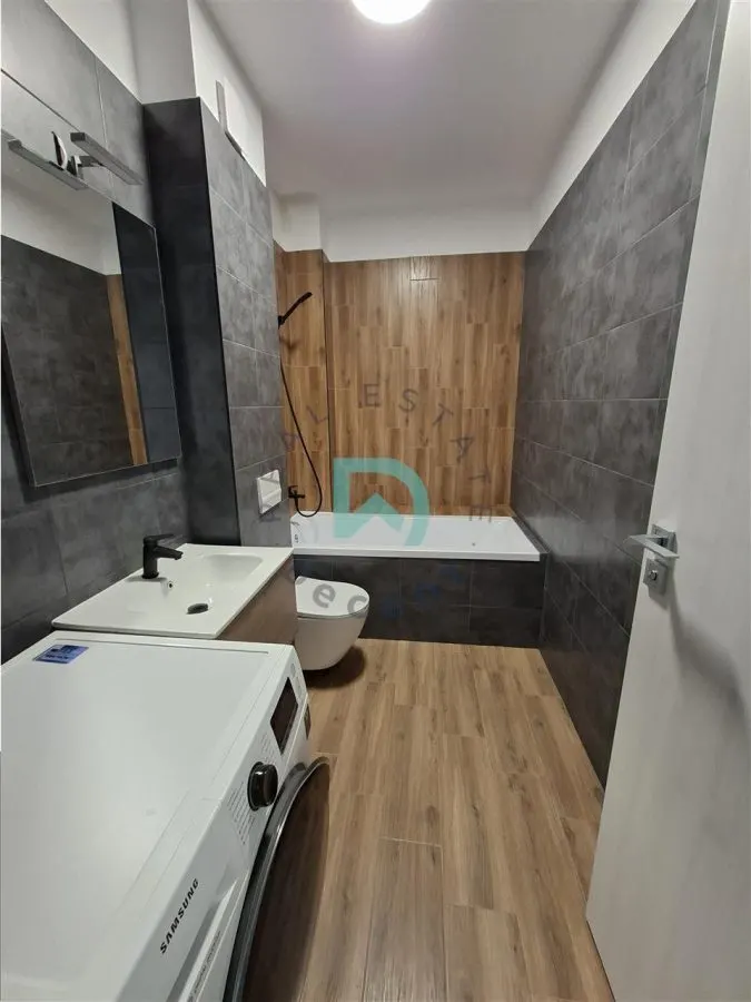 Apartament-penthouse 3 camere Pet Friendly Tractorul, 70 mp - Brasov - foto 8