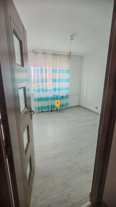 apartament 2 camere zona Vest-Lamaita - foto 3