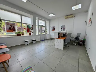 Spatiu comercial - zona excelenta - aer conditionat - 108 mp - Timisoara
