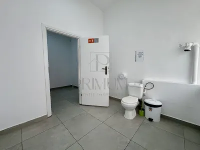 Spatiu comercial - zona excelenta - aer conditionat - 108 mp - foto 12