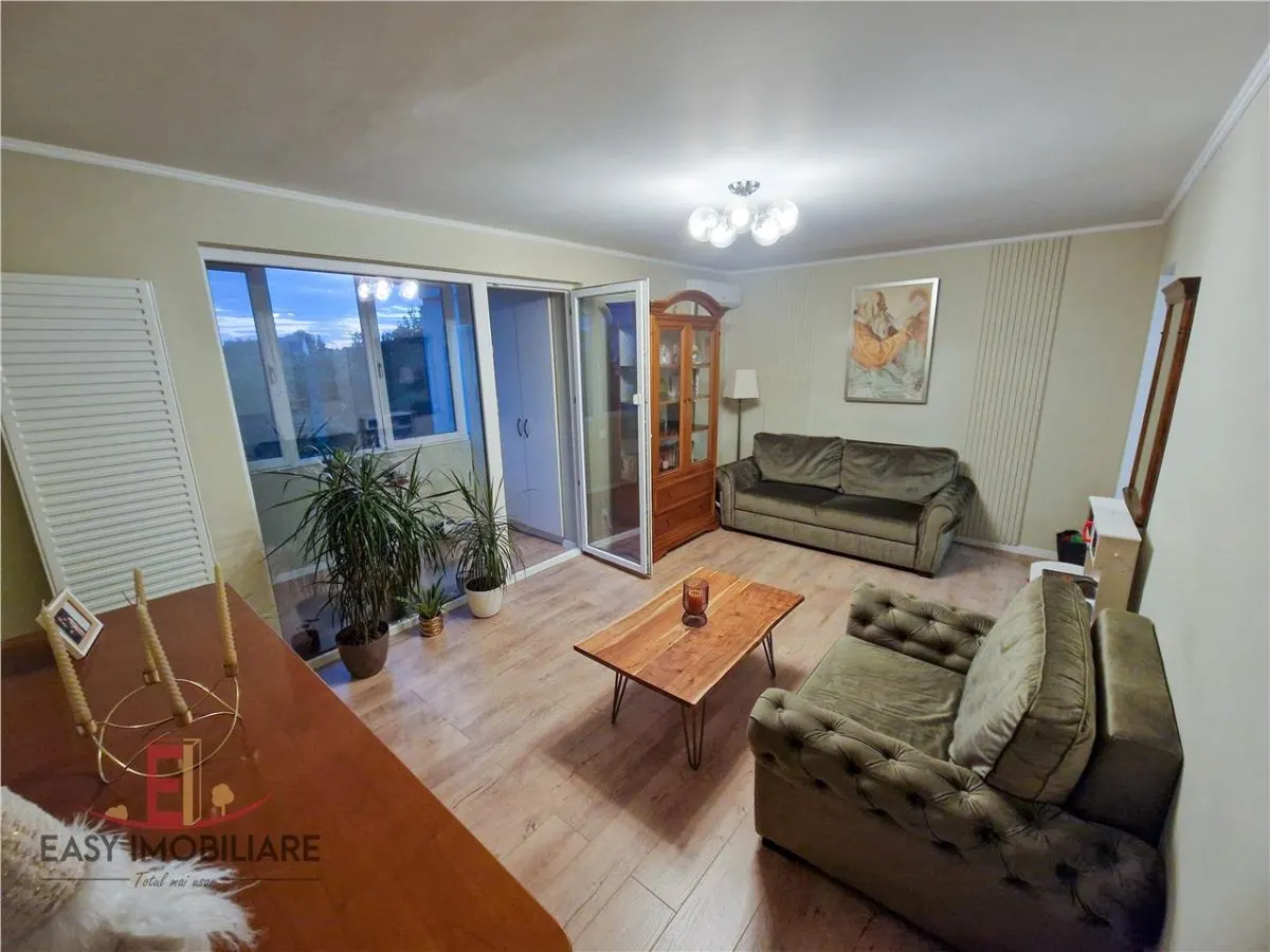 Apartament 3 camere, renovat, UMF, Spital, central,  lift,  Targu Mures - foto 6