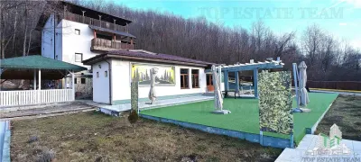 Afacere la cheie cu profit din prima zi, 2 pensiuni 27 camere, salon de evenimente, pastravarie restaurant, SPA si 15000 mp teren, DN1 Comuna Cornu - foto 5