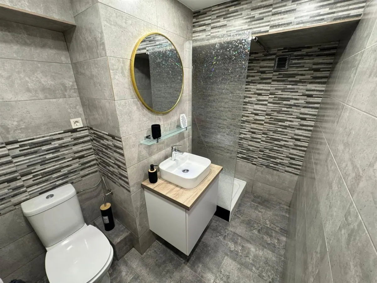 2 camere ULTRACENTRAL Bd. Unirii, Zona Banca Franceză - foto 12
