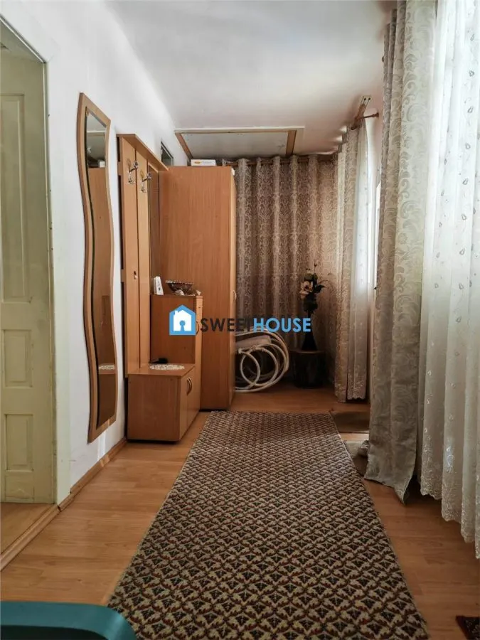 Gospodarie de vanzare in Voila - foto 12