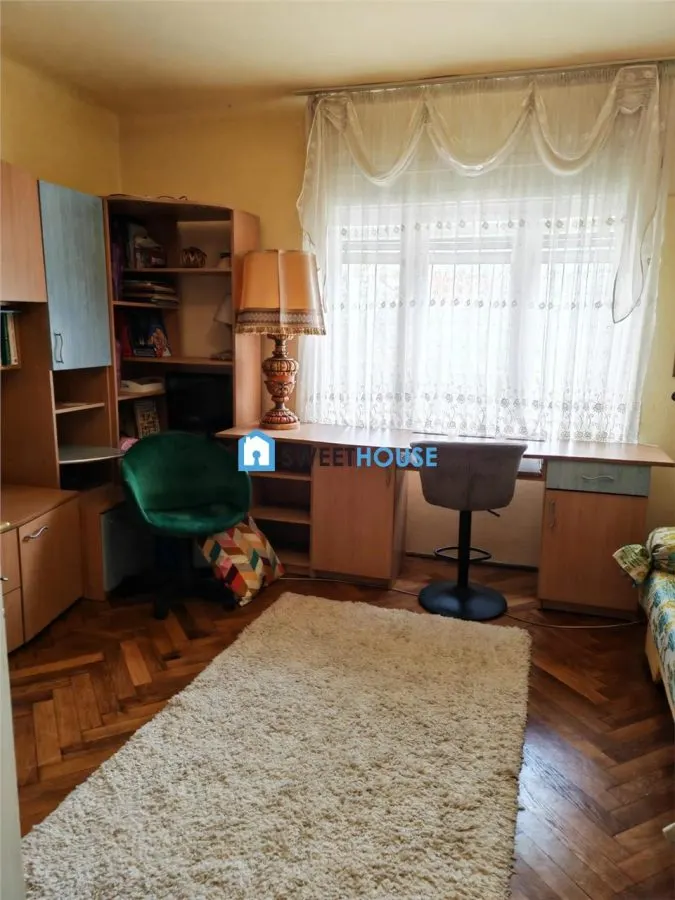 Gospodarie de vanzare in Voila - foto 15