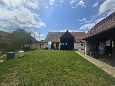 Gospodarie de vanzare in Voila - foto 3