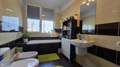Apartament 3 camere Ã®n bloc nou, cartier Ared â€“ complet mobilat si utilat - foto 8