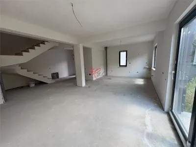 Vanzare vila 4 camere Pacii - foto 4