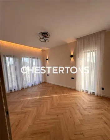 Casă 5 camere Domnești - poza 2