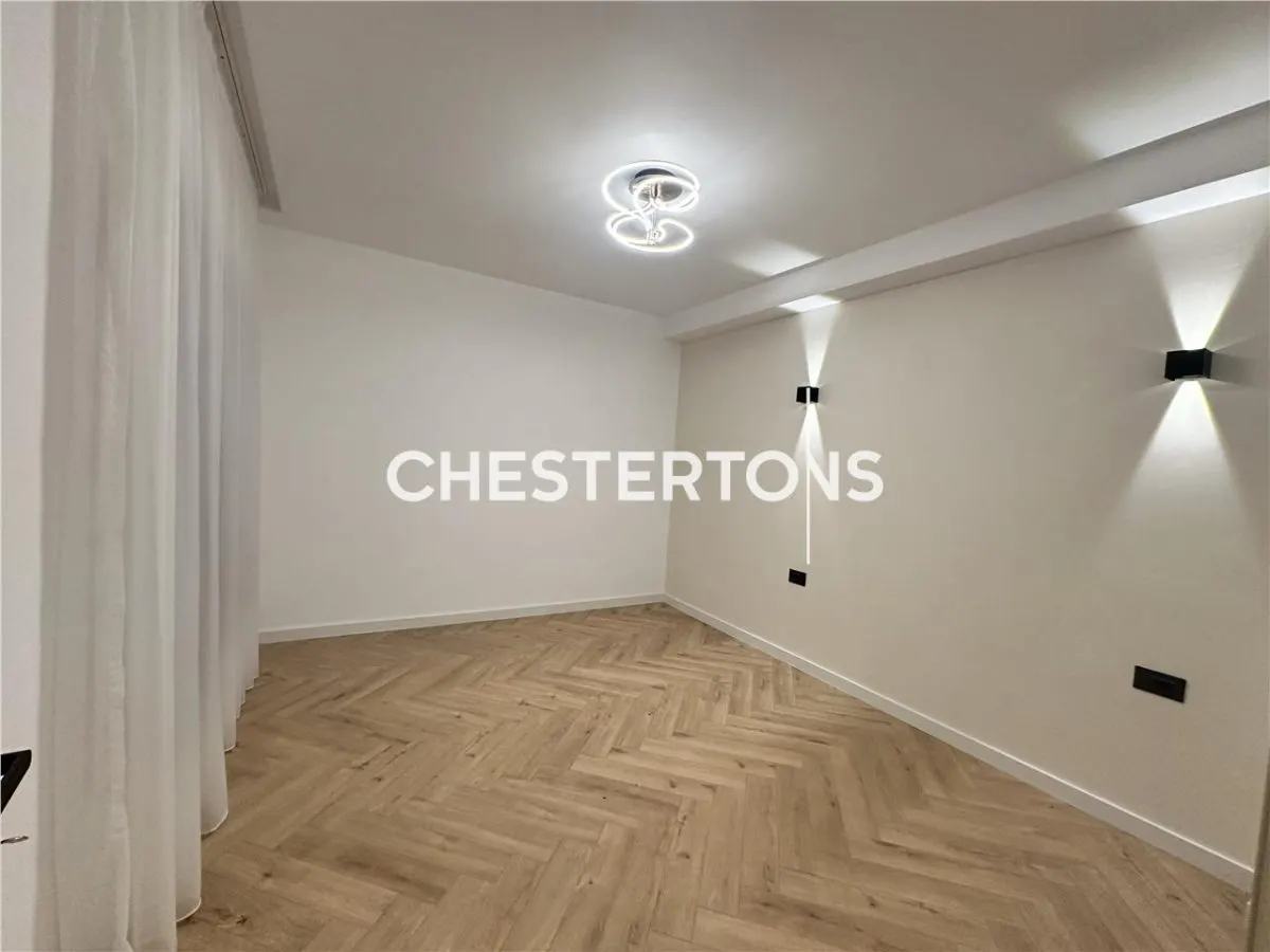 Vila lux +300mp teren , Domnesti - foto 12