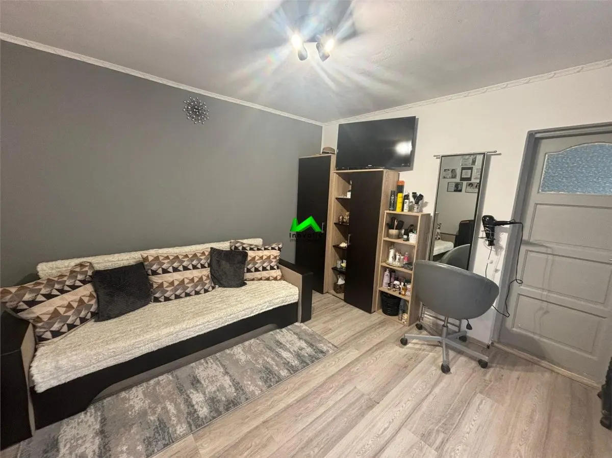 Casa de vanzare 3 camere teren Sibiu Sura Mare - foto 1