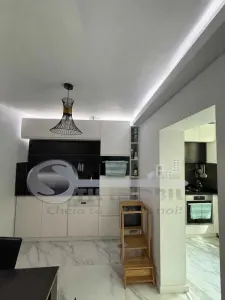 Apartament 3 camere decomandat, renovat premium, 68 mp, 2 băi, Nicolina - foto 6