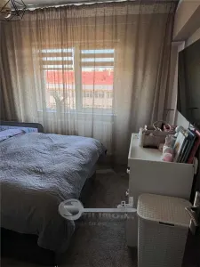 Apartament 2 Camere Decomandat Nicolina Complet Renovat - foto 5