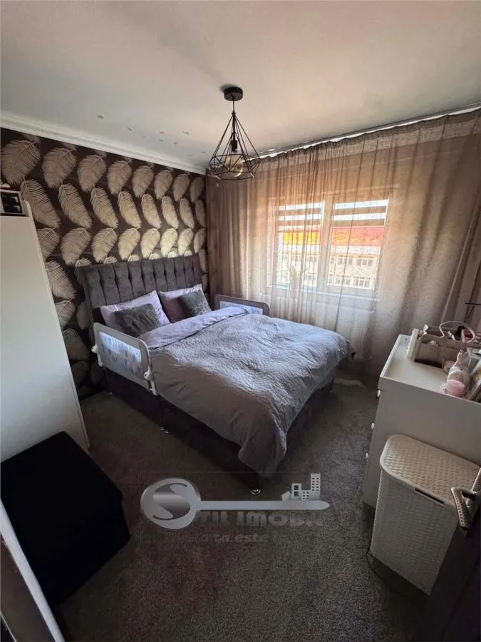 Apartament 2 Camere Decomandat Nicolina Complet Renovat - foto 8