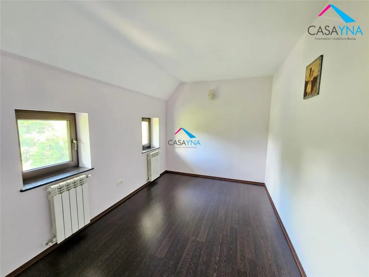 Serbanesti, Vila P+E,  garaj si beci, 400m teren. - foto 9