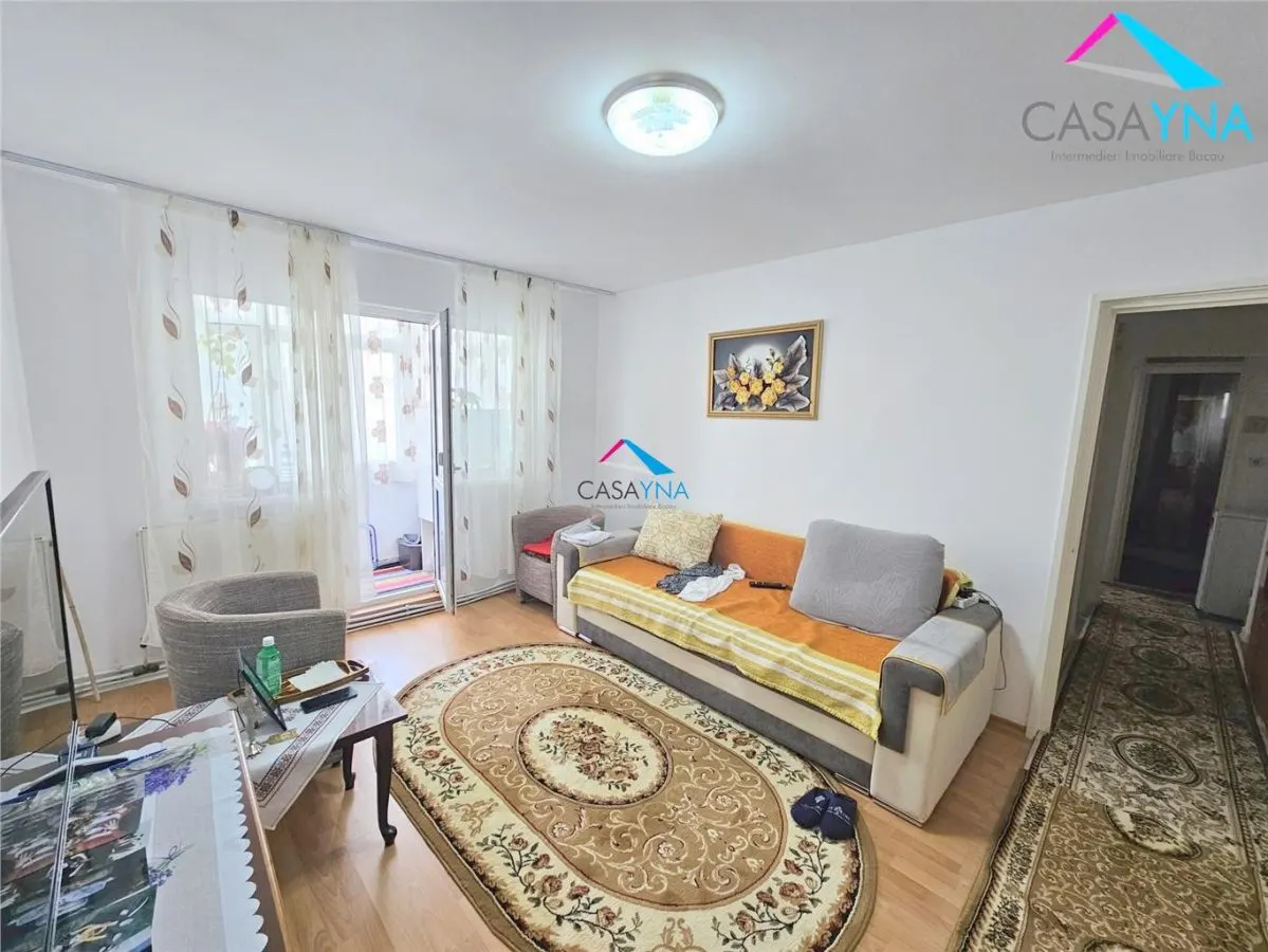3 Camere Zona Mioritei ( Costache Negri), etaj 2. - foto 1