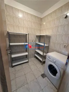 Inchiriere apartament 3 camere modern bloc nou zona Centrala- strada Horea - foto 8