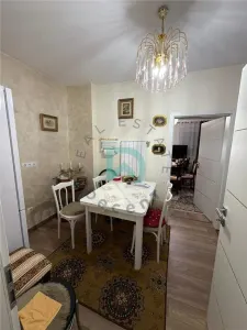 Casa Vanzare Sibiu, Piata Cluj, 65 mp, curte comuna - foto 3