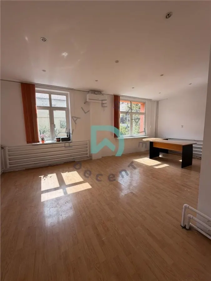 Casa de inchiriat pentru scoala sau firma, Sub Arini, Sibiu - foto 5